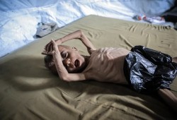 ظهور 20 فتاة أمام نيابة أمن الدولة بتهم جمع تبرعات لغزة