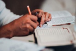 الحاجة إلى القرآن لتحديد الصلة بين الدين والعلم