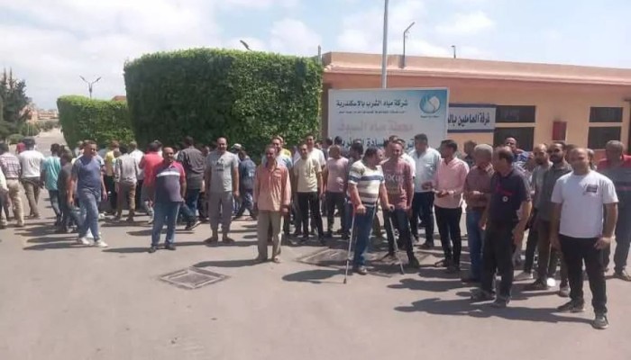 بالقوة الغاشمة.. الأمن الوطني يجبر عمال "مياه الشرب" بالإسكندرية على تعليق احتجاجاتهم
