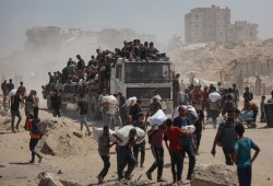 ميدل إيست مونيتور || المجتمع الدولي يتمسّك بخطاب "الإنقاذ الإنساني"... لحماية نفسه لا غزة