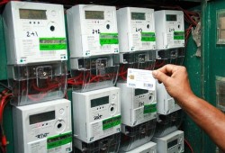 استبدال العدادات القديمة بــ"مسبقة الدفع" وغرامة التأخير 7%.. بداية من أغسطس