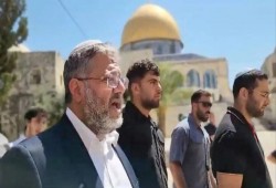 بن غفير يقتحم الأقصى ويدعو لاحتلال غزة وضم الضفة