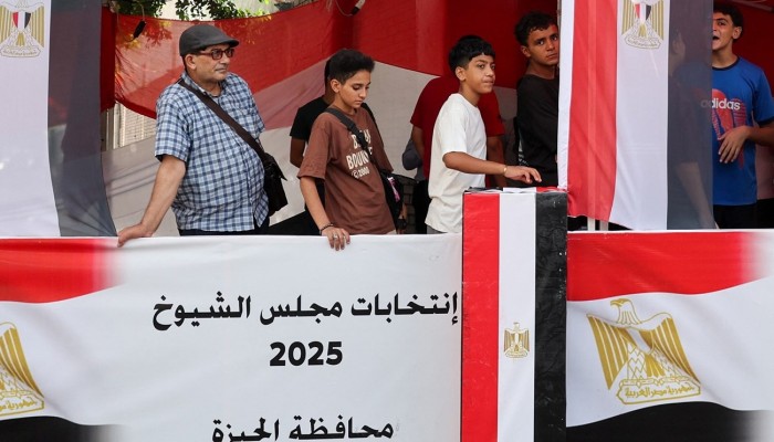صوتك بوجبة أو 200 جنيه.. شراء الأصوات تفضح مهزلة الشيوخ 2025