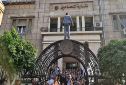 إحالة 92 محاميًا وحقوقيًا في 25 قضية أمن دولة لتوليهم قضايا المعتقلين