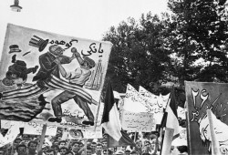ميدل إيست مونيتور || بذور التدخل: الاستثنائية الأمريكية والانقلاب في إيران عام 1953