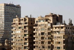 يهدد ملايين الأسر.. السيسي يوقّع على "قانون الطرد الجماعي" والمعارضة تحذر من انفجار شعبي