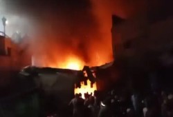 حريق شبرا وإغلاق المترو وذعر بين الركاب...القاهرة تحترق "فيديو"