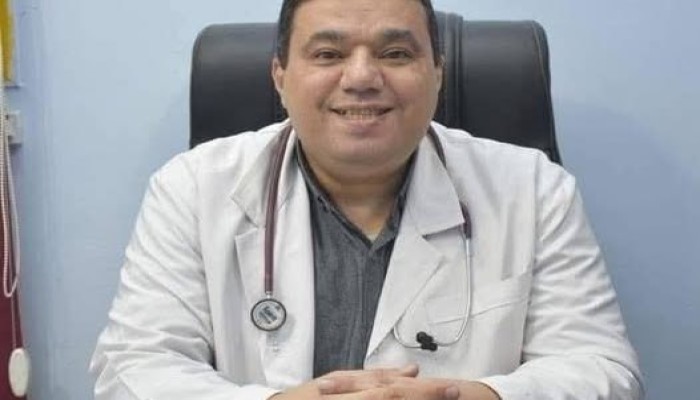 الرابع خلال شهر بالإهمال الطبي المتعمد... استشهاد الطبيب المعتقل عاطف زغلول بمركز شرطة أبو كبير