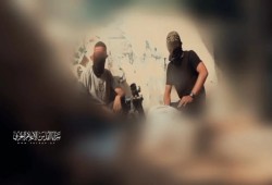 فصائل المقاومة الفلسطينية توحد نيرانها على آليات وجنود الاحتلال شرق وجنوب غزة (فيديو)