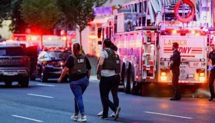 إطلاق نار بحي يهودي ببروكلين يهز نيويورك: 10 قتلى وجرحى وهروب المنفذ (فيديو)
