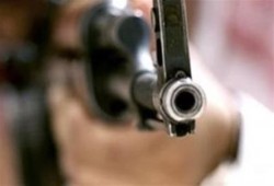 مقتل شاب جديد برصاص طائش إثر مشاجرة  في الصعيد.. الدم يسيل والشرطة آخر من يصل