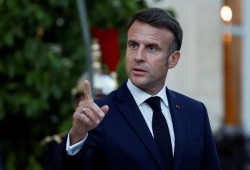 ضغوط ترامب على أوكرانيا تربك الغرب... ماذا حدث؟