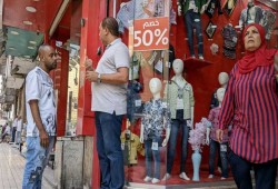 تخفيضات الأوكازيون الصيفي...أوهام تسلب المصريين أموالهم