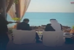 بالفيديو.. إفطار ملوكي للسيسي وبن زايد على شاطئ العلمين.. وأطفال غزة يحتضرون جوعًا