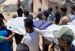 ميدل إيست آي || كلما قتلت إسرائيل صحفيًا فلسطينيًا خسرنا جزءًا من حقيقتنا