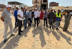 لأجل البناء عليها...جهاز أسيوط الجديدة ينزع الأراضي المستصلحة من ملاكها بعد 40 عاما من الزراعة والإنتاج..تفاصيل المعاناة