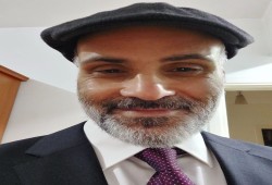 أنور الهواري: لا انفتاح ولا مصداقية في الإعلام إلا إذا خفّفت القبضة الأمنية الحديدية