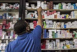 100 شركة دواء تطالب برفع الأدوية لأكثر من خمسمائة صنف بنسب 30%.. ولا عزاء للمرضى