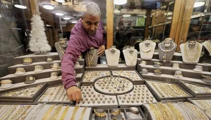الذهب يواصل الارتفاع مع تعاملات الخميس.. وعيار 21 يسجل 4840 جنيهًا للجرام