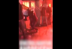 شاهد|| نشطاء يهاجمون سفارة مصر في سويسرا احتجاجًا على حصار غزة