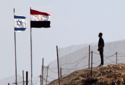 بين استفزازات نتنياهو وضغوط التهجير نحو سيناء: الإعلام العبري يتحدث عن حرب وشيكة مع مصر!