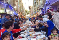 مصر بالمرتبة الثانية عالميًا في مؤشر العطاء بسبب سياسات السيسي االاقتصادية