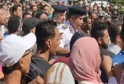 تواصل إضراب عمال "لينين جروب" بالإسكندرية بعد وفاة رضيعة وإعلان قائمة مطالب