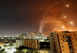 خيرٌ من قمم بلا أفعال.. المقاومة اليمنية تقصف مطار رامون وموقع عسكري بـ 4 طائرات مسيرة