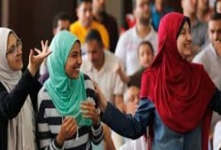 أسر المعتقلين في مصر.. صمود مرفوع الرأس رغم قسوة الغلاء ومطالب العام الدراسي