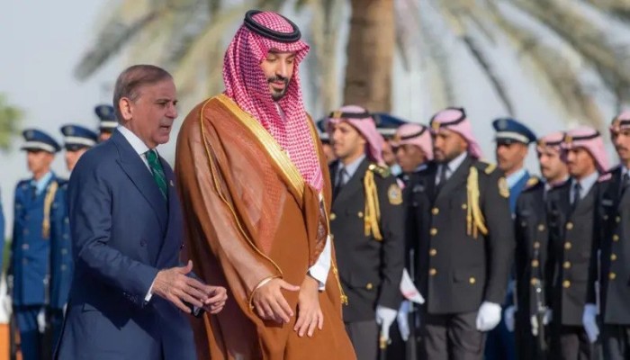 الأبعاد الإقليمية لـ"الاتفاقية الدفاعية بين السعودية وباكستان وعلاقتها بنووي إيران