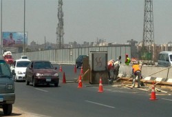 إعادة افتتاح الطريق الإقليمي جزئياً: إعلان رسمي وسط غضب شعبي.. هل تغيرت الأسباب الحقيقية للحوادث؟