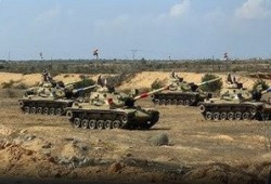 السيسي يفتح ذراعيه للسائحين الصهاينة ويحشد 40 ألف جندي لغلق سيناء في وجه النازحين والمصابين الفلسطينيين