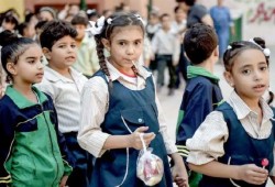 لا تعترف به الحكومة... تضخم قياسي يضرب المصريين بعد موجة غلاء ما قبل المدارس