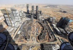 مشروع السيسي الفاشل.. العاصمة الإدارية تباع في البورصة والمصريون يسددون فاتورة الديون