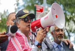 واشنطن تستهدف بيترو: إلغاء التأشيرة عقاب على مواقفه ضد ترامب وإسرائيل