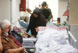 شاهد|| طرد مرضى غزة من مستشفيات ومساكن بالقاهرة إلى الصعيد... هل يعمل السيسي وفق رؤية نتنياهو؟