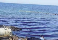 تلوث البحر الأحمر برأس غارب.. إهمال حكومة السيسي يشلّ حياة الصيادين ويدمر الثروة البحرية