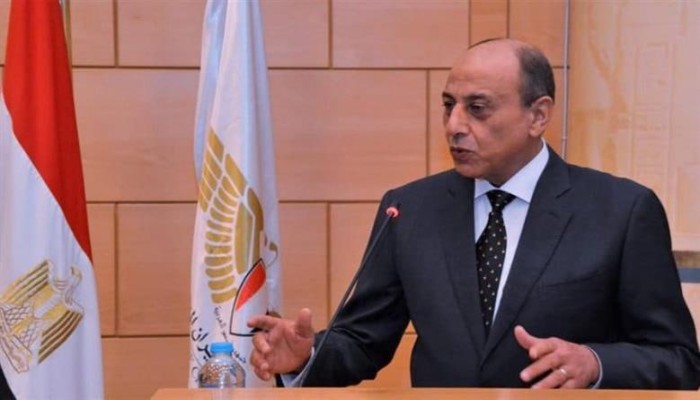 الفريق عباس حلمي بديلا للفريق جلال هريدي في رئاسة حزب "حماة وطن"...والسيسي: لا والله ما حكم عسكر!!