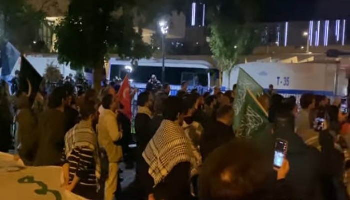 شاهد || غضب شعوب العالم إثر القرصنة الصهيونية على أسطول الصمود