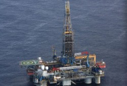 بعد التفريط بالأراضي والأصول... شركة قطر للطاقة تستحوذ على 27% من استكشاف الغاز في السواحل المصرية!