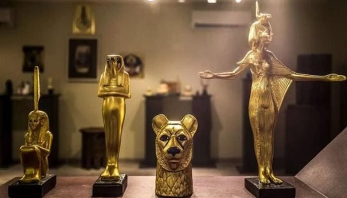 قبل ساعات من إعلان سرقة لوحة سقارة...أمريكا تضبط 14 قطعة أثرية مهربة من مصر!!
