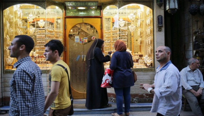 الذهب يلامس ذروة تاريخية جديدة... وعيار 21 يتخطى حاجز الـ5400 جنيه لأول مرة بمصر