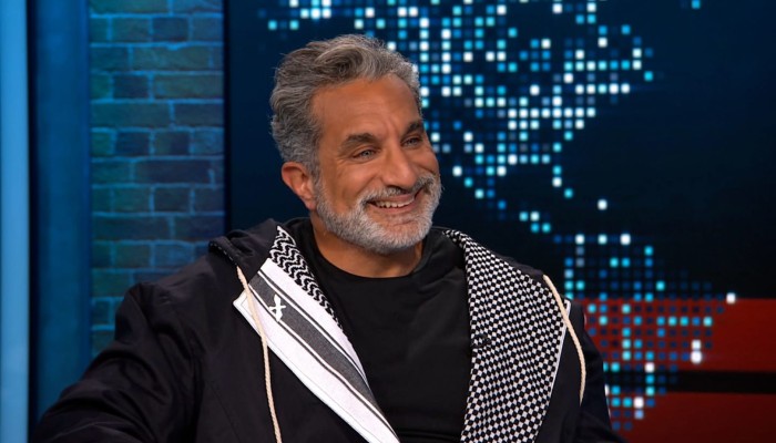 السؤال الذي لم يجب عليه: لماذا لم يعد باسم يوسف إلى مصر حتى الآن؟
