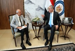 عقود ضخمة للتنقيب عن المعدن الأصفر.. ساويرس يضع عينه على ذهب مصر