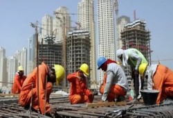 3.6 مليون عامل أجنبي خارج الرقابة ومنظومة الضرائب.. أزمة تهدد الاقتصاد وتخنق فرص عمل المصريين