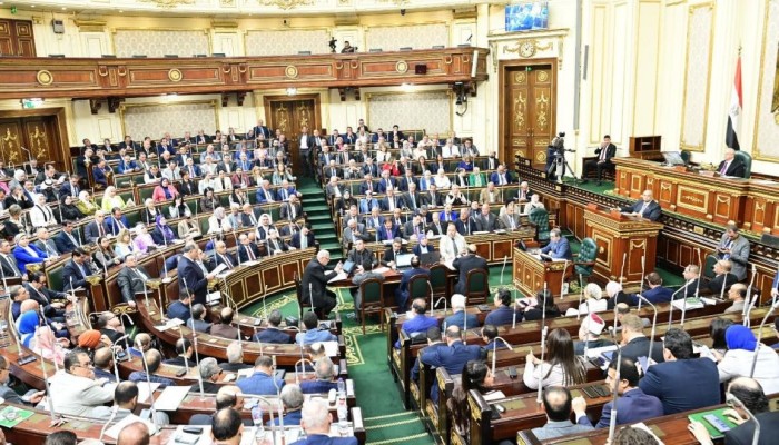 صفقات ومقاعد على المقاس: أزمات واستقالات وفضائح بالأحزاب تتفجر قبيل انتخابات النواب