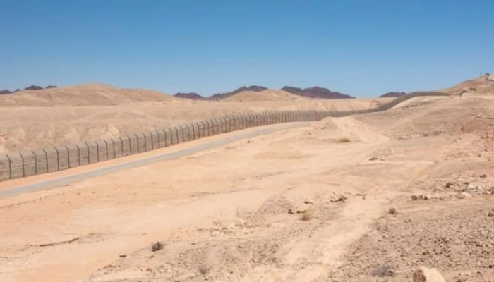 جيش الاحتلال يعلن قتل مصري وإصابة آخر بحجة "التهريب".. أين جيش السيسي؟