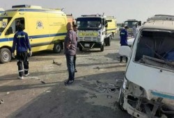 إصابة 12 شخصًا في تصادم مروع بين سيارتين على الطريق الزراعي بسوهاج