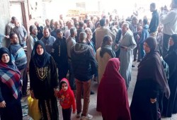 "سيراميكا إينوفا" بالفيوم تلتف على إضراب العمال بالاستعانة بعمال اليومية وعودة النساء