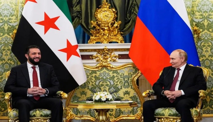 زيارة الشرع إلى موسكو بين المصالح السورية والتوازنات الإقليمية
